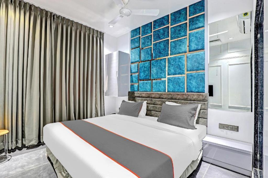 Hotel The Lowell Сурат Экстерьер фото