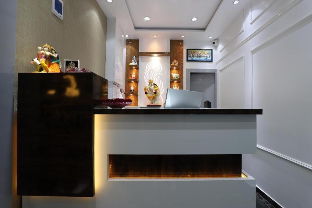 Hotel The Lowell Сурат Экстерьер фото